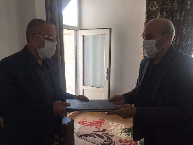 دیدار رئیس دانشگاه جامع علمی کاربردی با خانواده شهید متین ساعدی